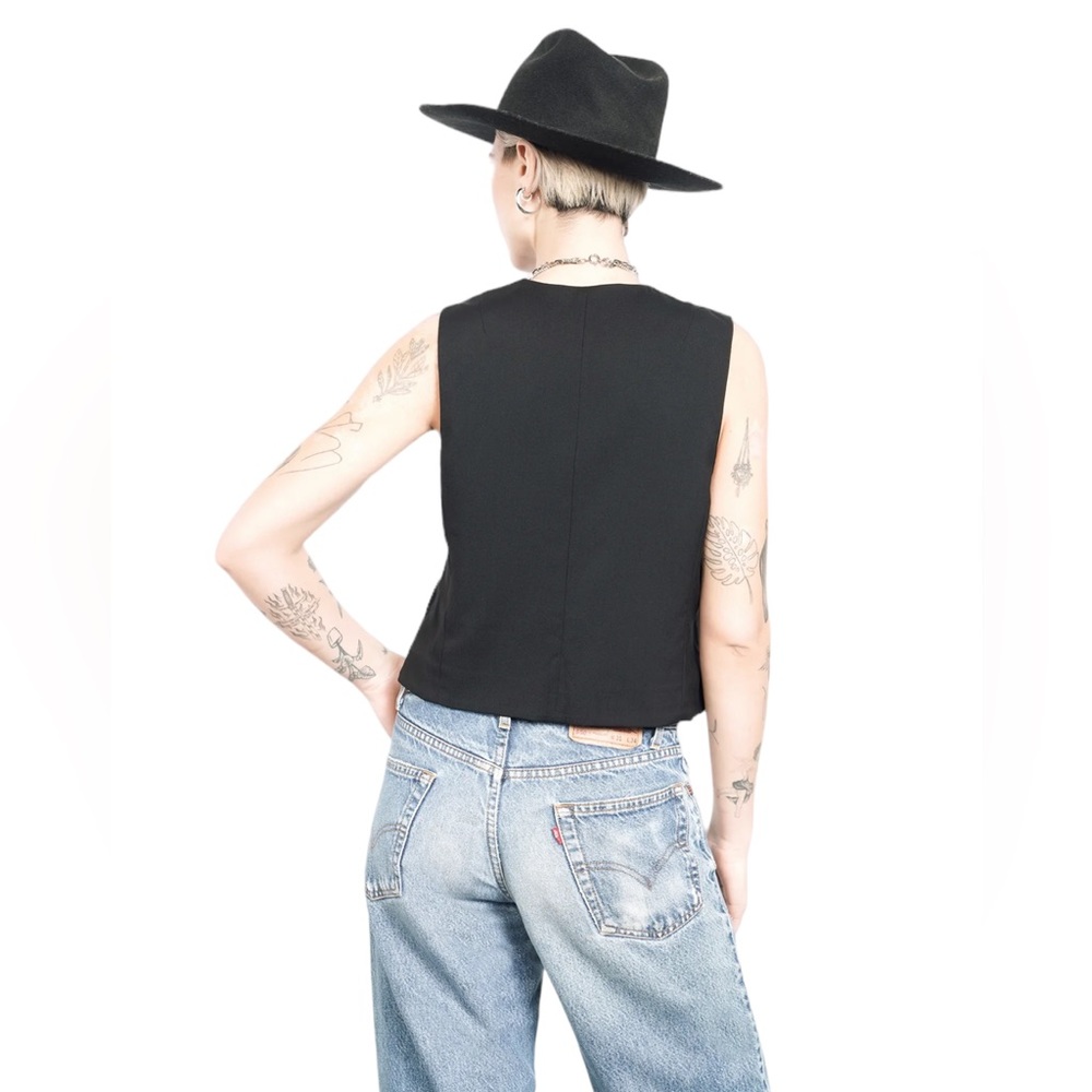 Wildfang The Empower Vest In Black Large - Picture 7 of 10